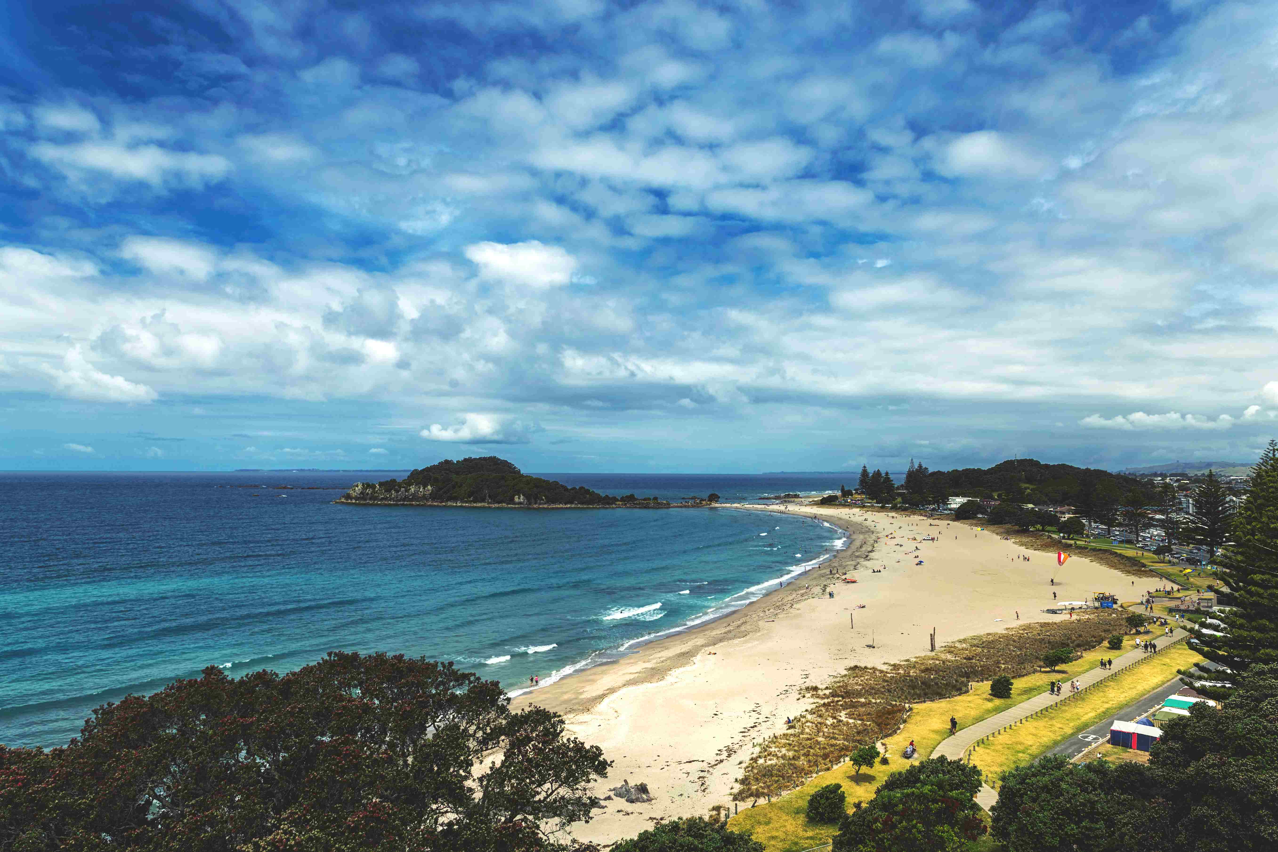 view-of-the-beautiful-beach-in-mount-maunganui-new-zealand.jpg