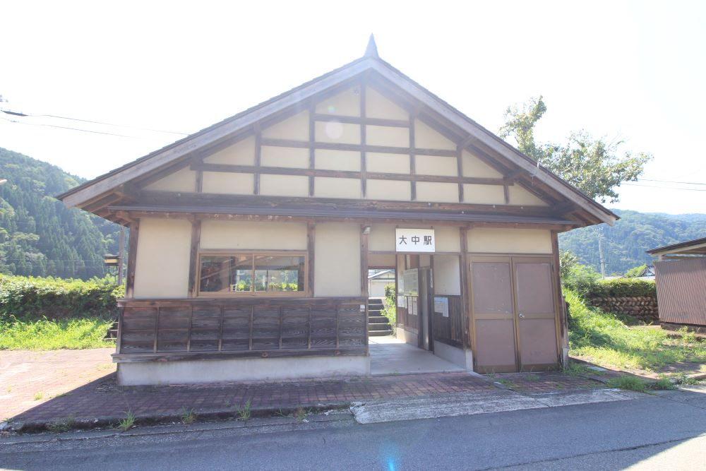 Photo37.JPG