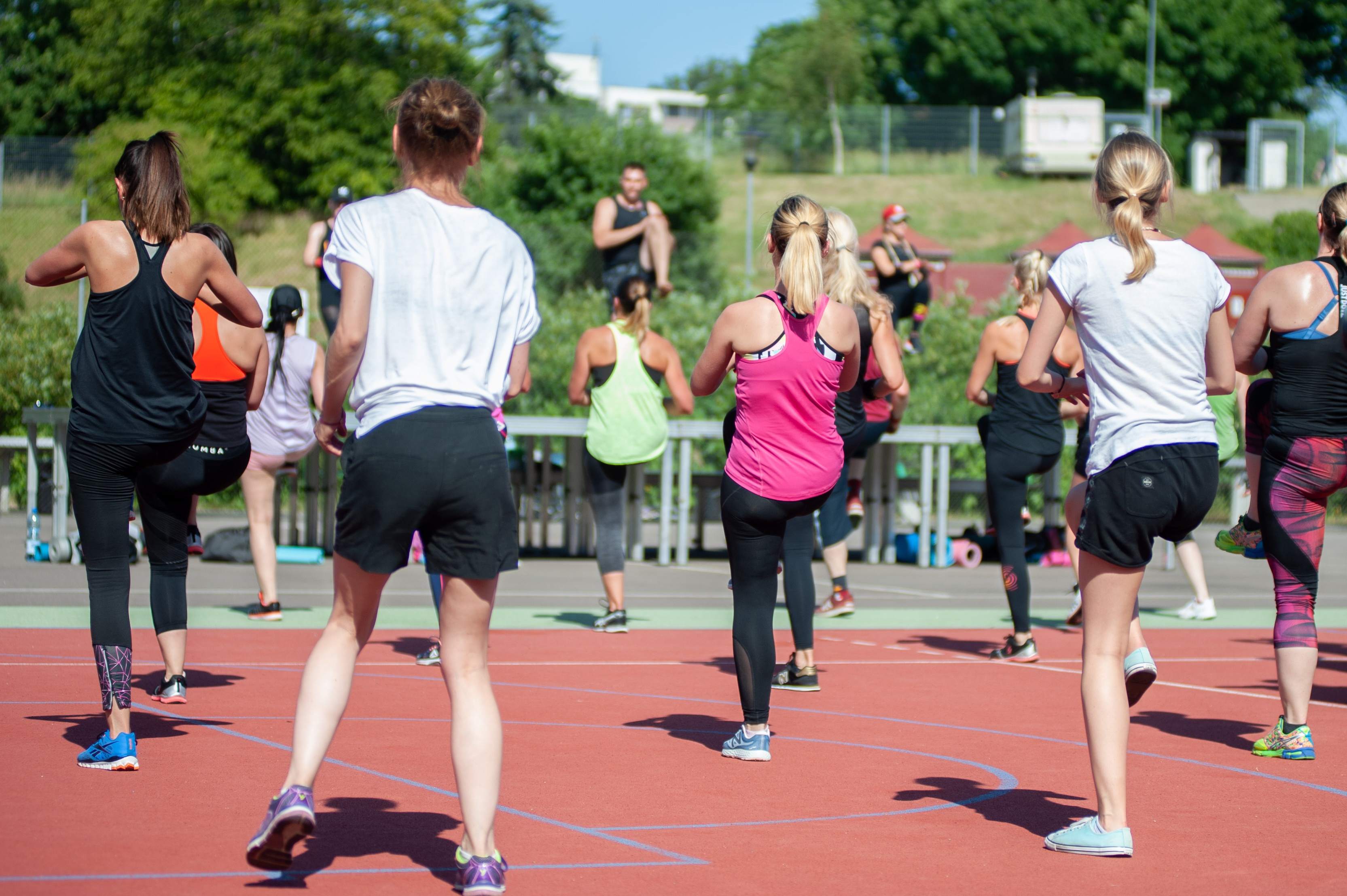 zumba-4333580.jpg