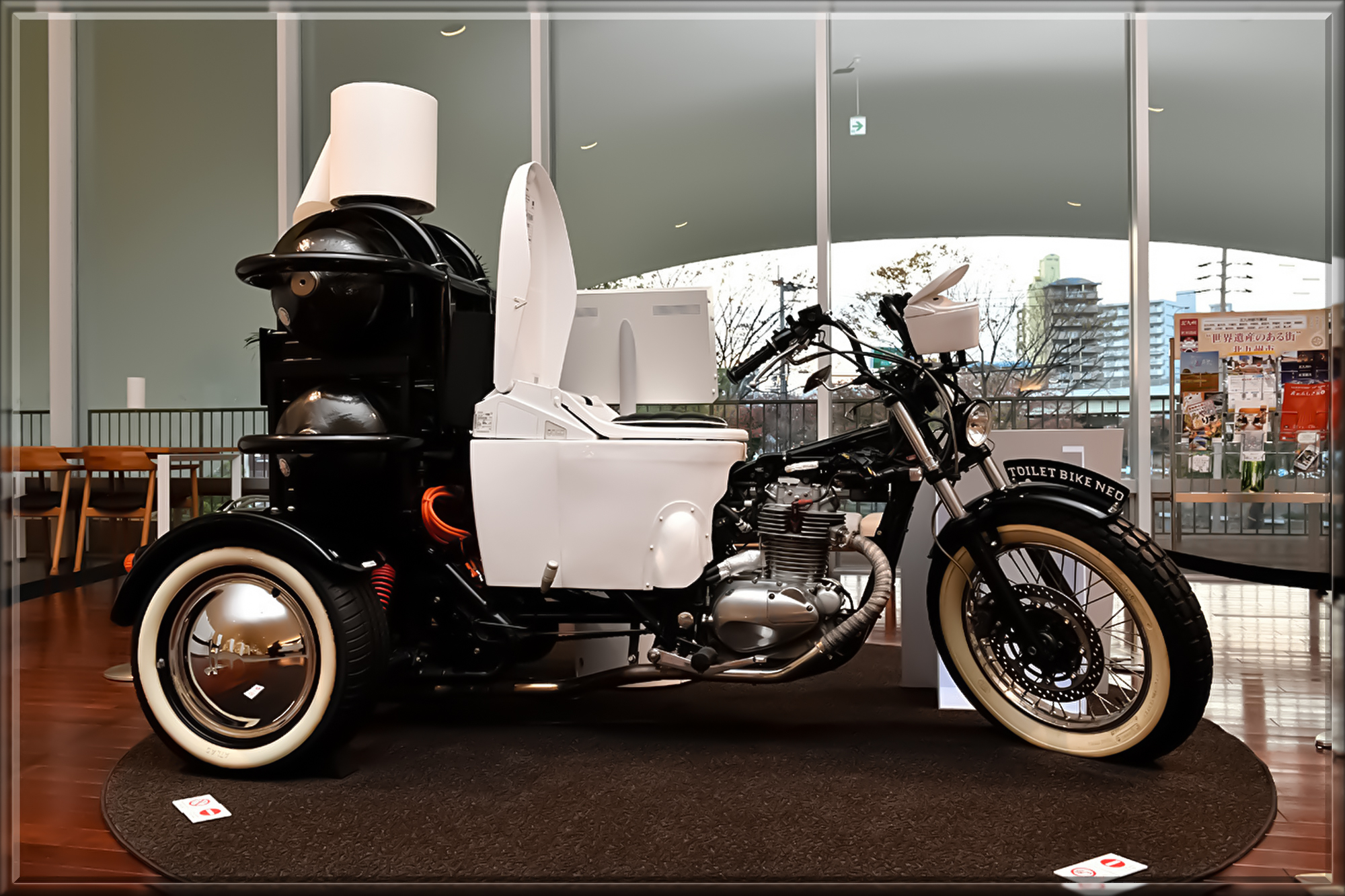 toto-toilet-bike-neo_01.jpg