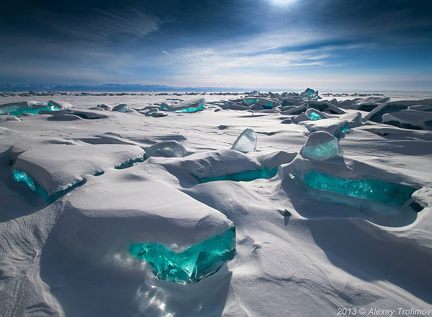 frozen-lakes-ponds-waterfalls-a-01-a.jpg