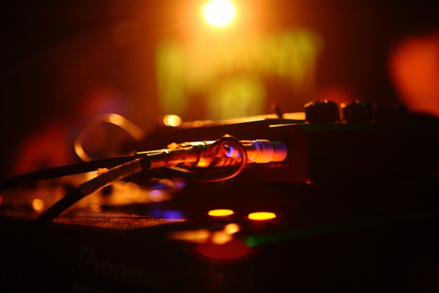 1402853_s.jpg
