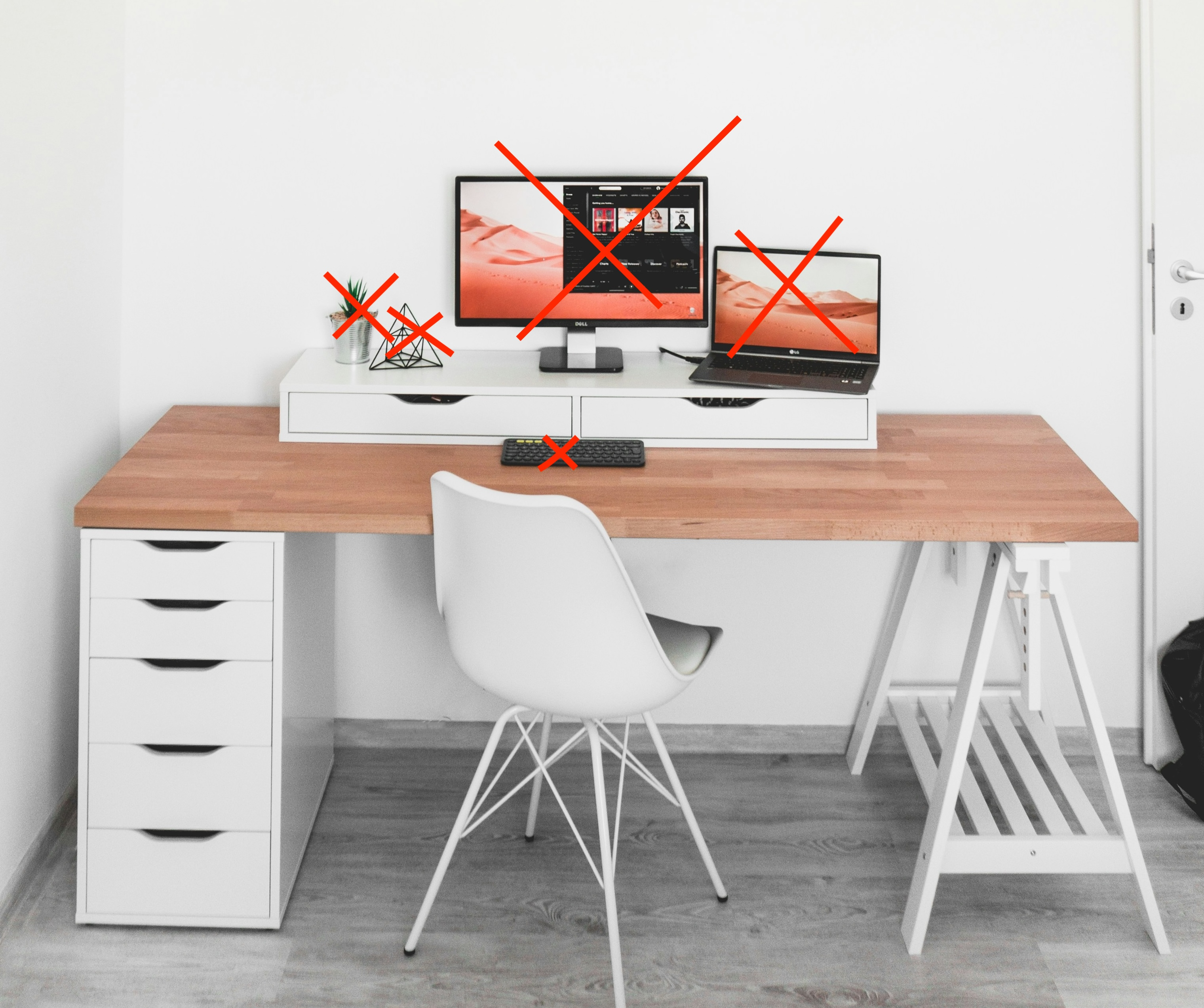 Computer desk and chair_Free_alexandru-acea-Zg9R__O-8fM-unsplash.jpg