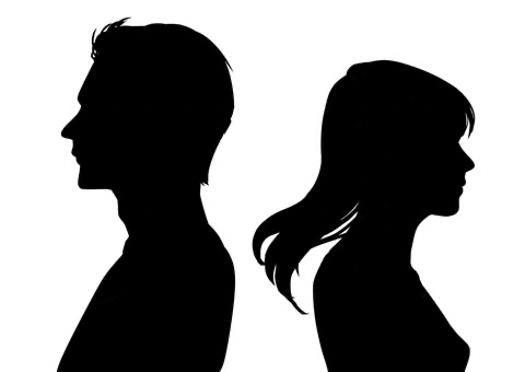 別れる男女シルエット.jpeg