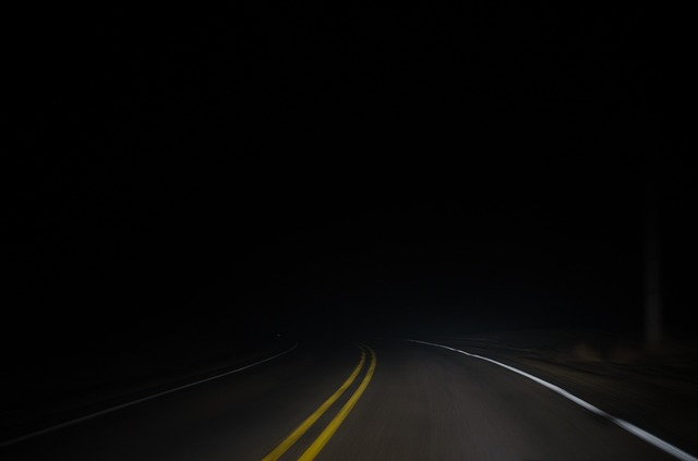 暗い道.jpeg