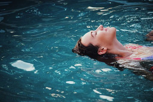 woman-1850709__340.jpg