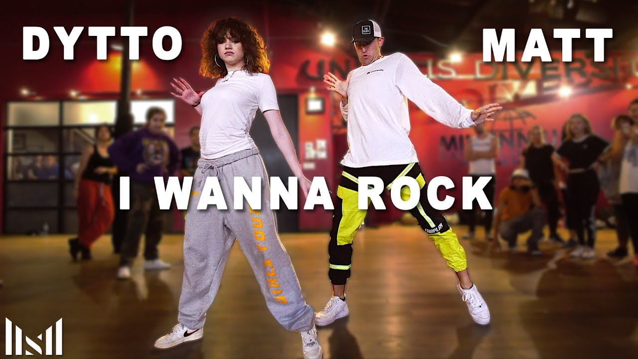 dytto.jpg