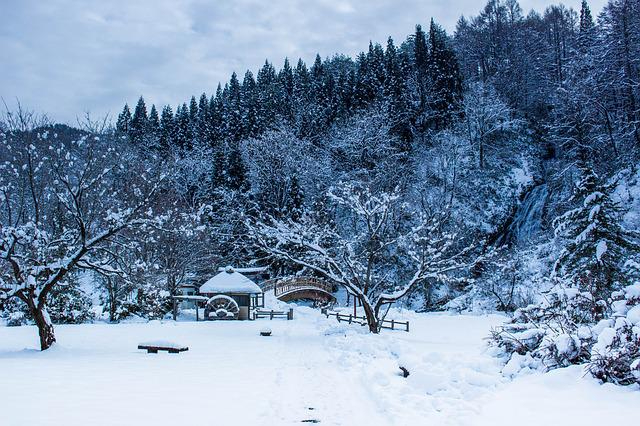 japan-gf7a6b04db_640.jpg