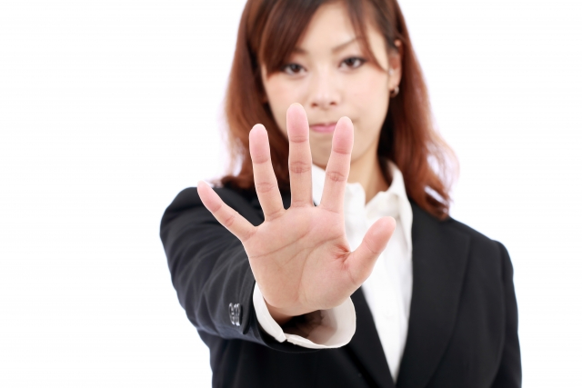 女性　ストップ　ビジネス　とまれ.jpeg