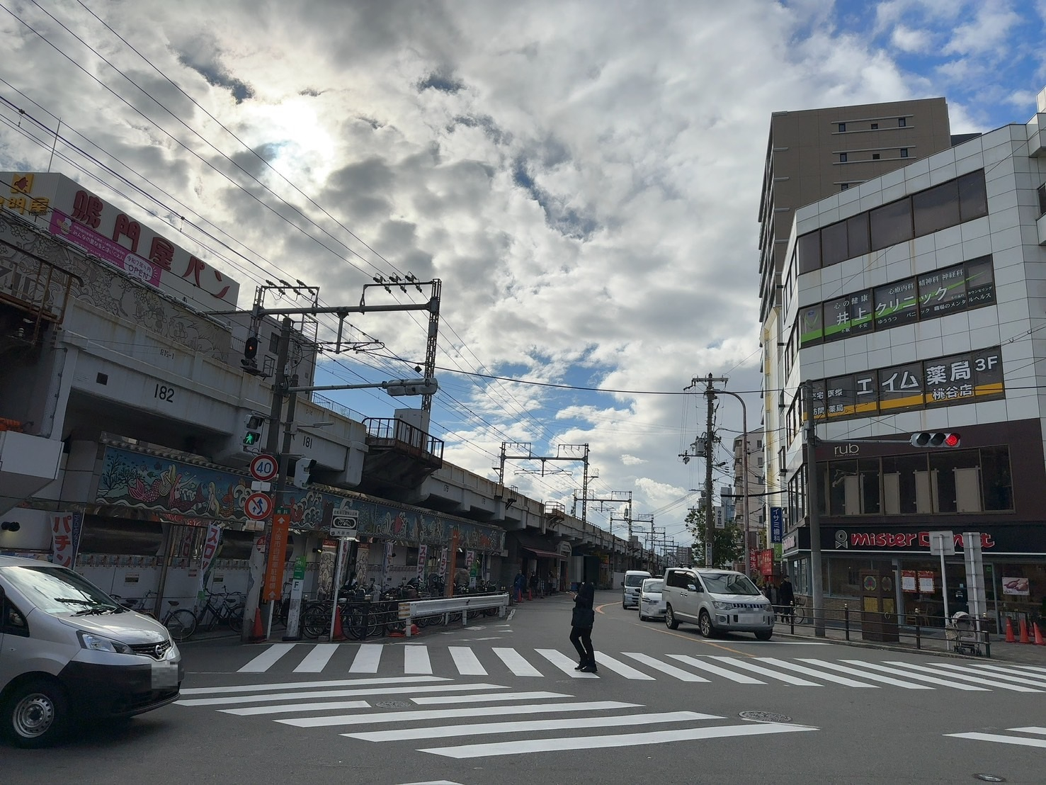 S__59621387_0.jpg