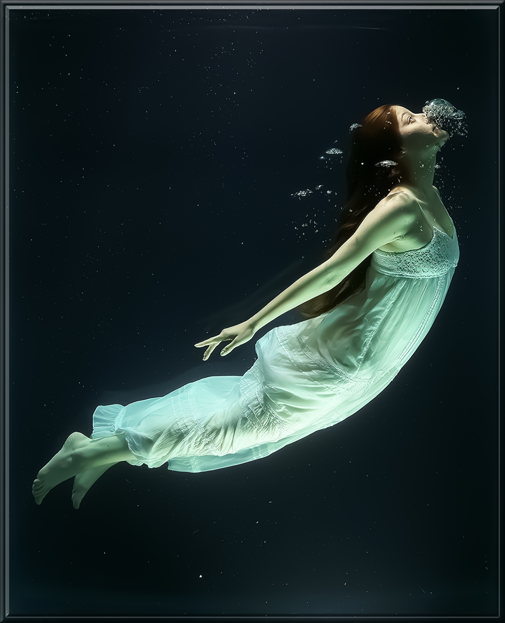under-water-1819586.jpg