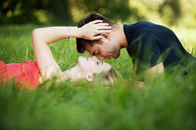 romance-love.jpg