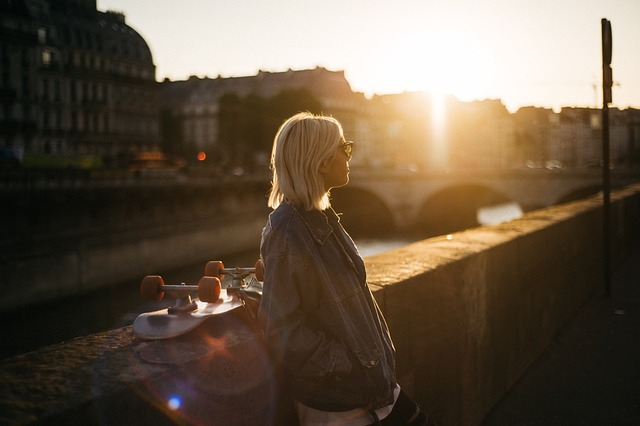 woman-2563474_640.jpg
