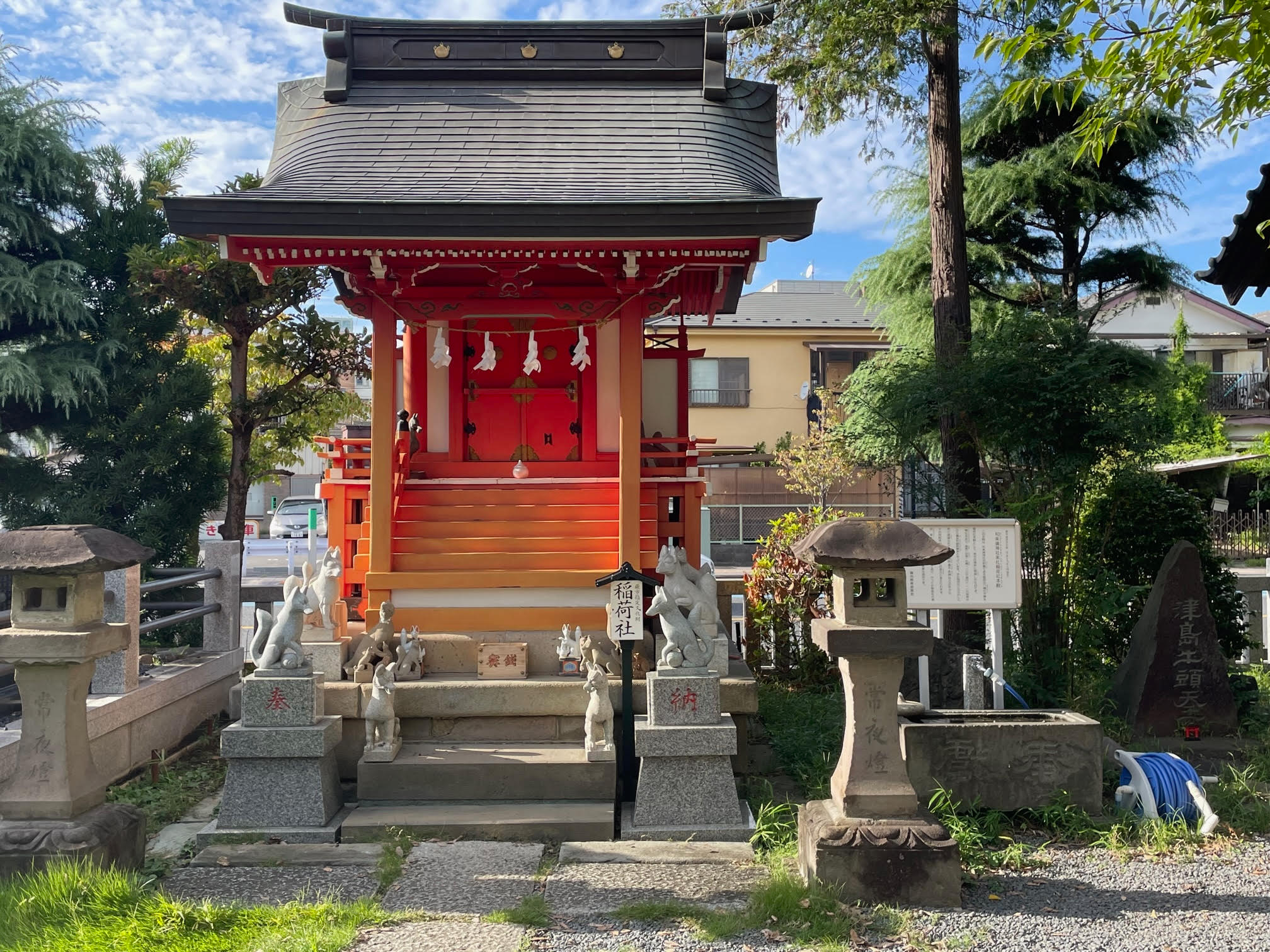 稲荷神社.jpg