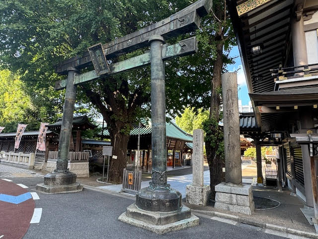 湯島・鳥居.jpg
