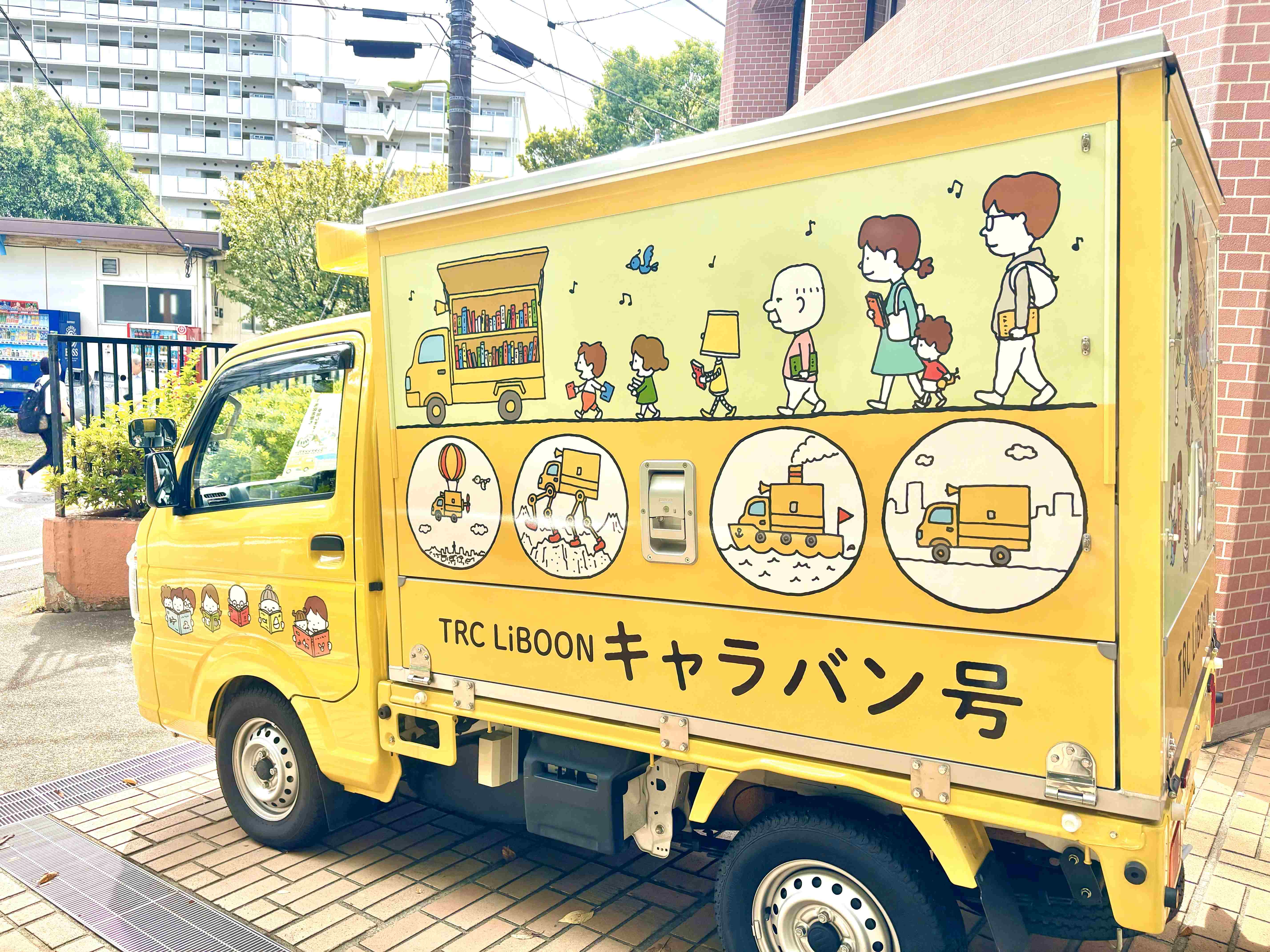 ラッピングカー３.jpg