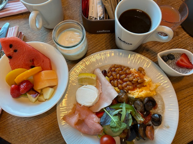 朝食.jpg