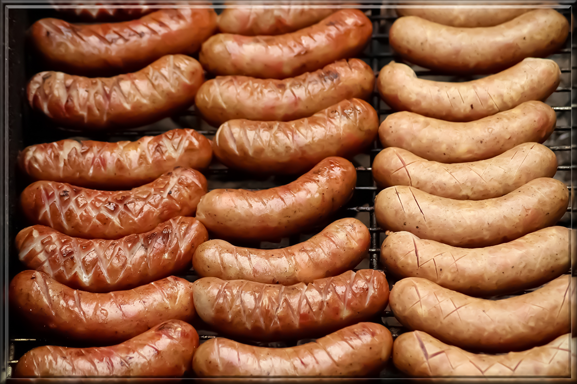 sausage-4243068.jpg