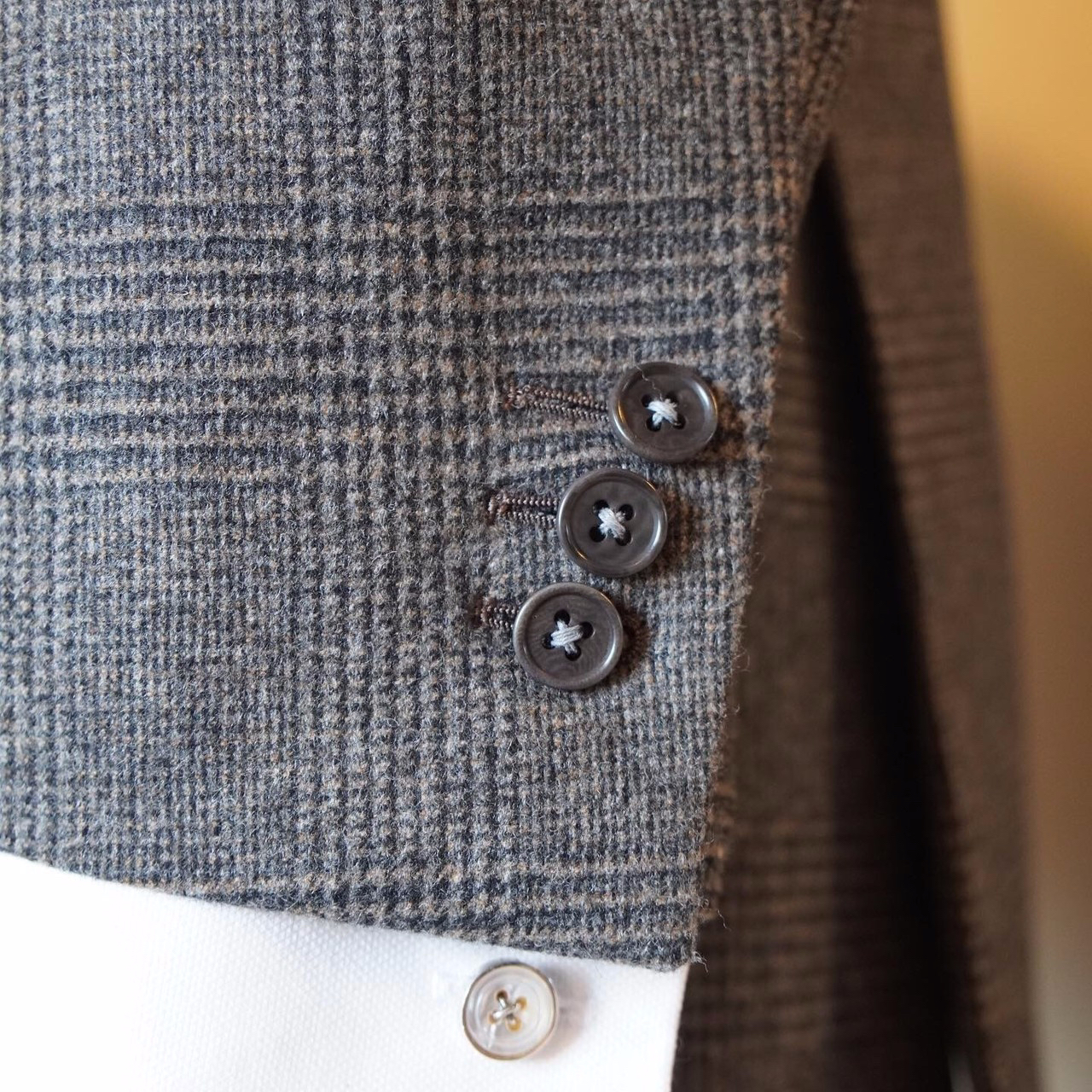 picture_pc_d9e18987729862bba2f76152a4f09a63.jpeg