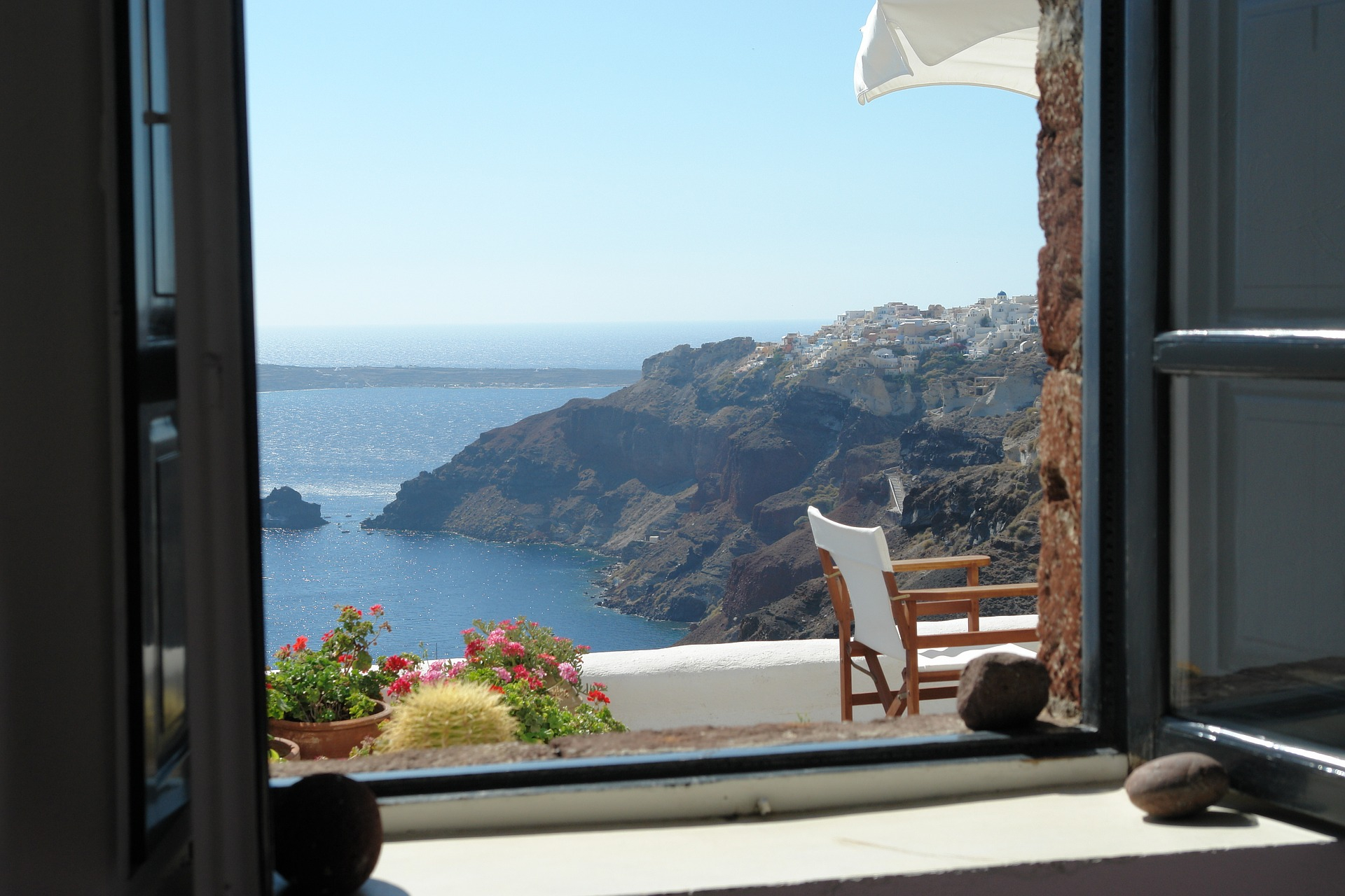 santorini-2408868_1920.jpg