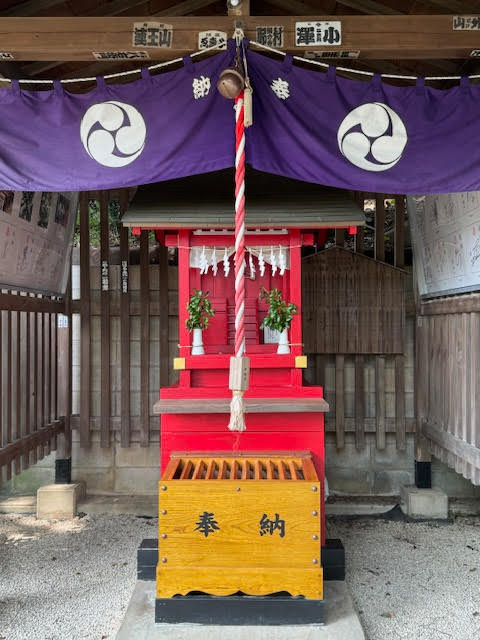 社殿.jpg