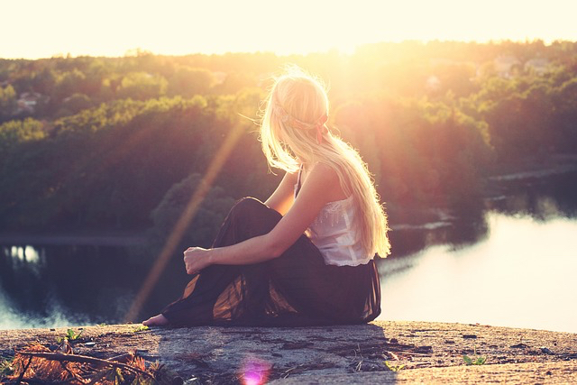 girl-gfefaba0cd_640.jpg