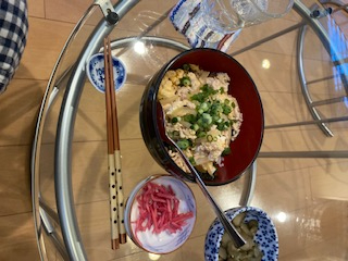 鶏ひき肉の親子丼.jpg