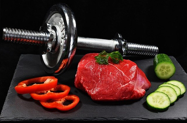 ダンベルと肉.jpg
