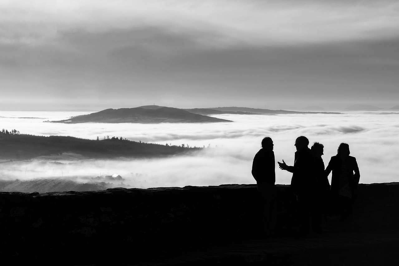 conversation-1308354_1280.jpg