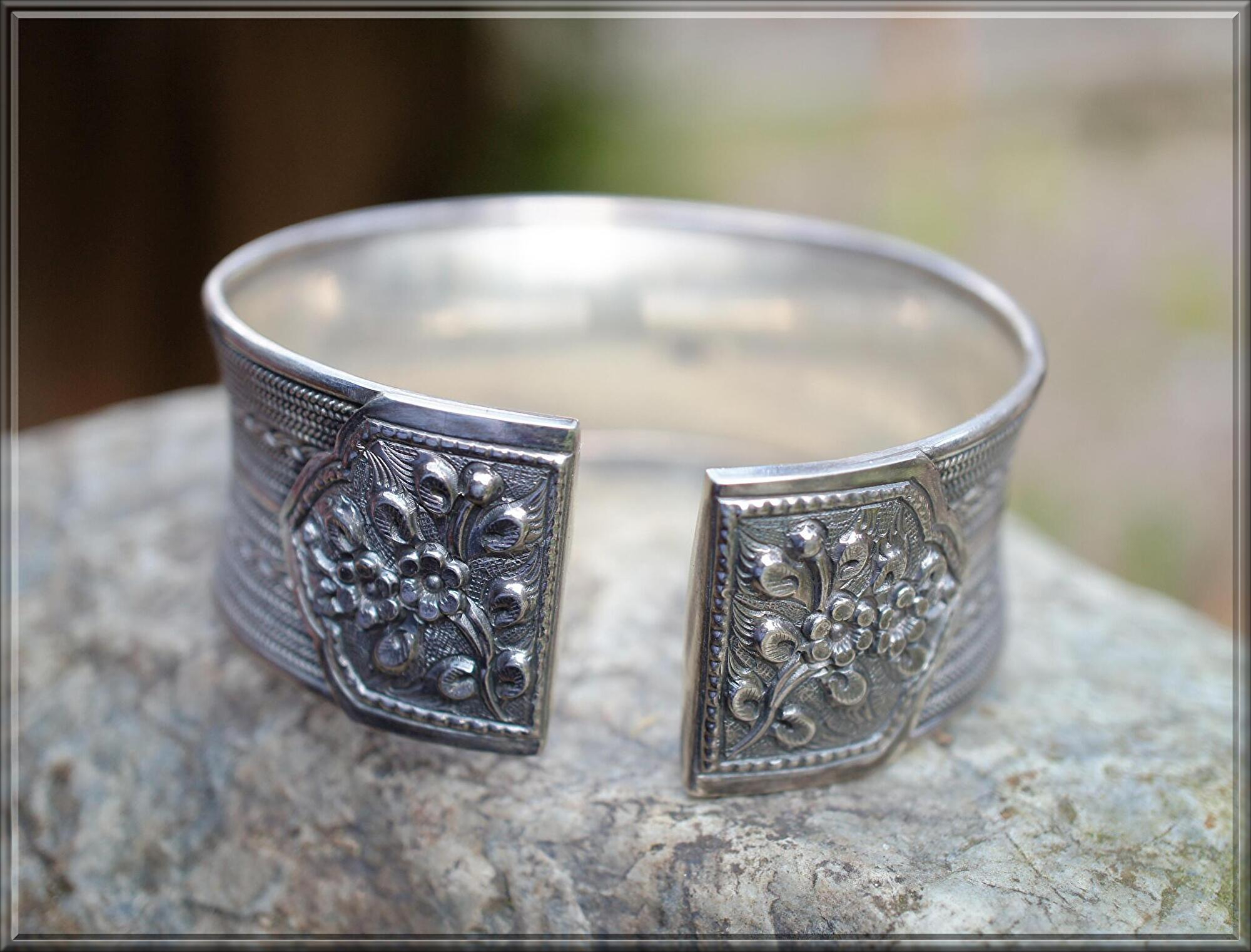 sterling-silver-665052.jpg