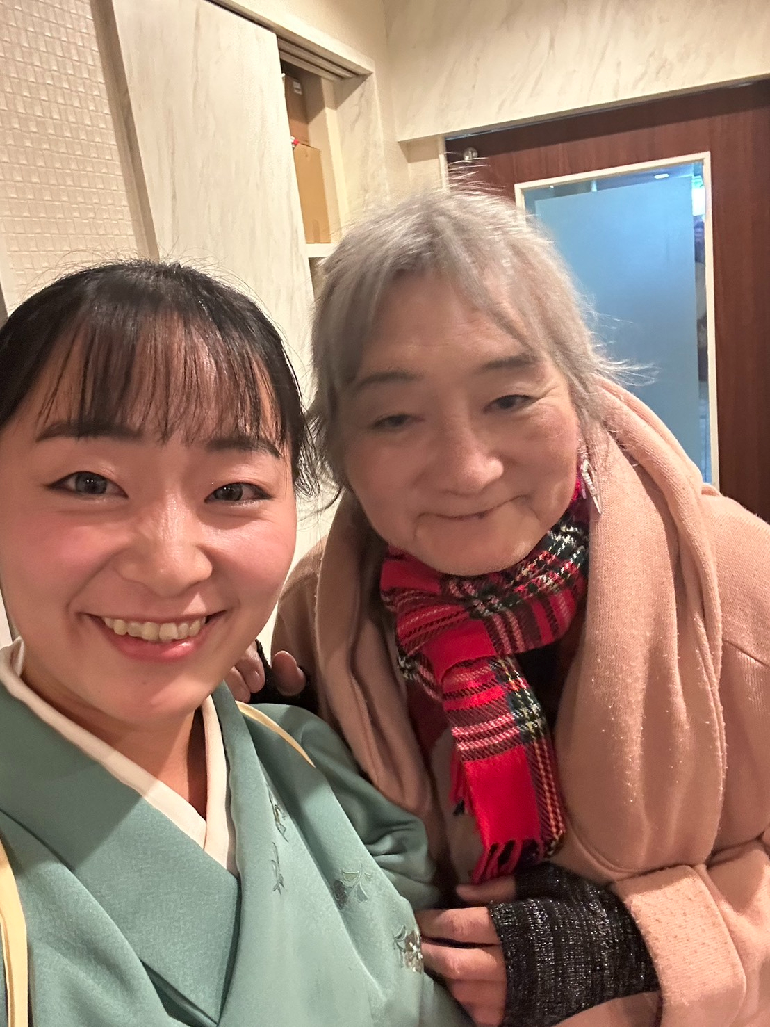 ２０２５．１２．２０（土）史衣さんと.jpg