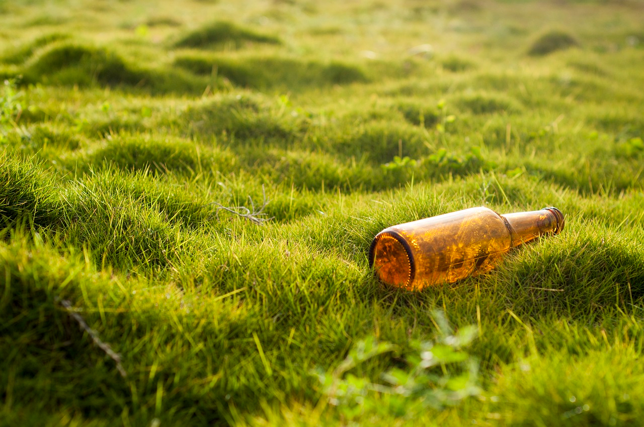 bottle-7117637_1280.jpg