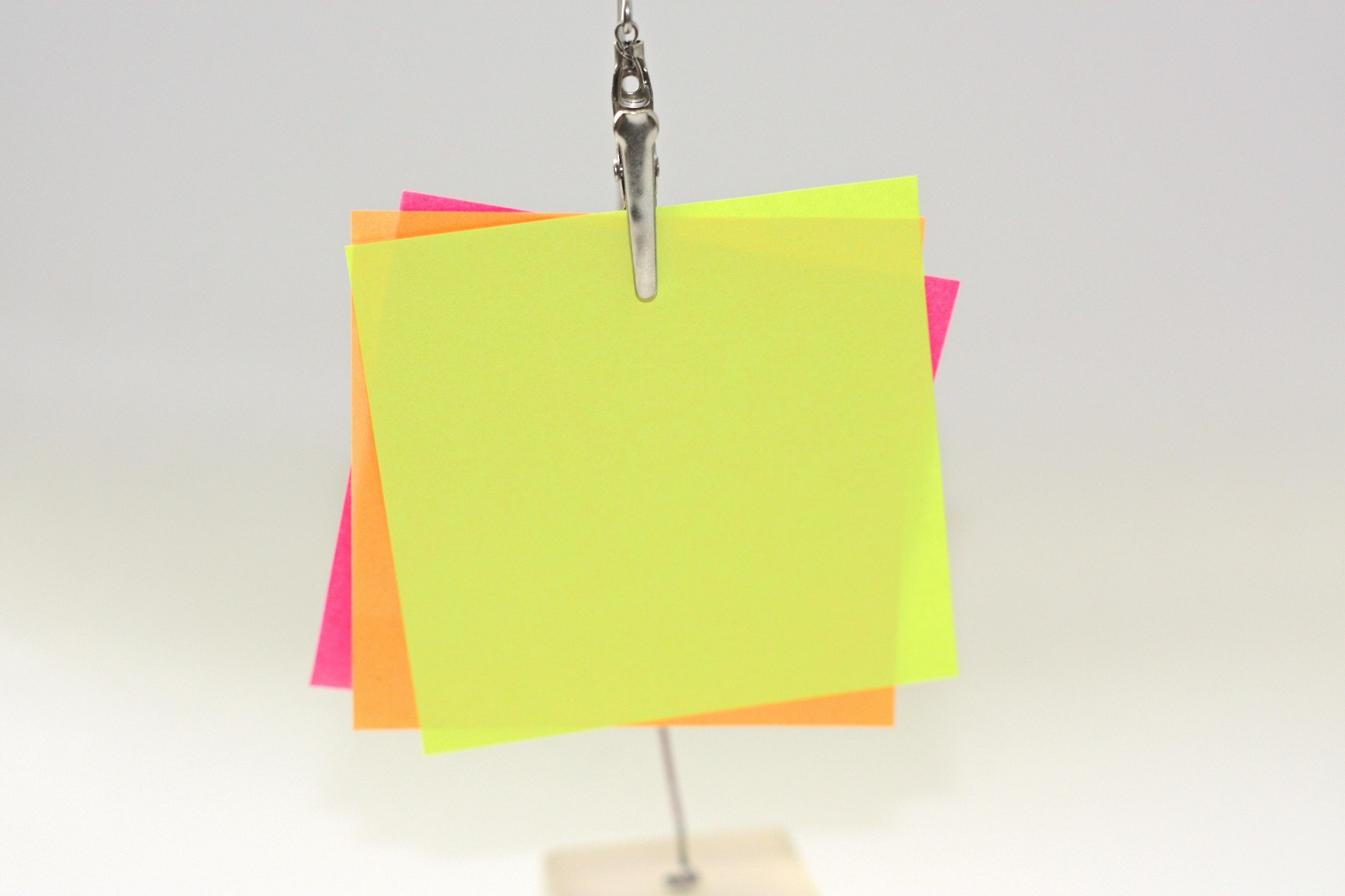 jessica45-sticky-notes-2566916_1920.jpg