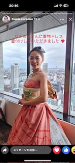 史衣さん　ドレス.jpg