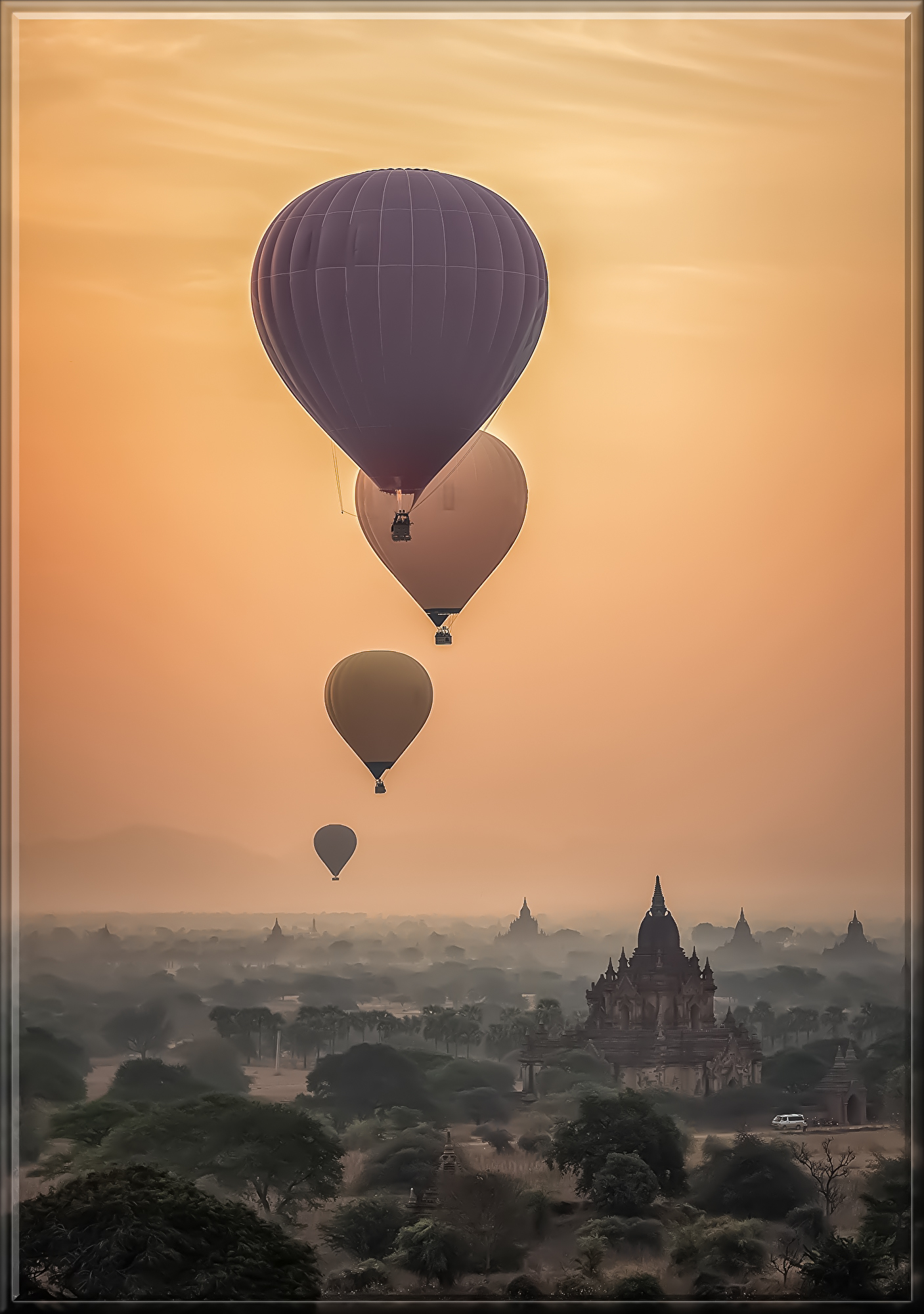 hot-air-ballon-1807521.jpg