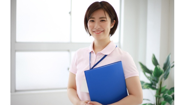 日本人介護.png