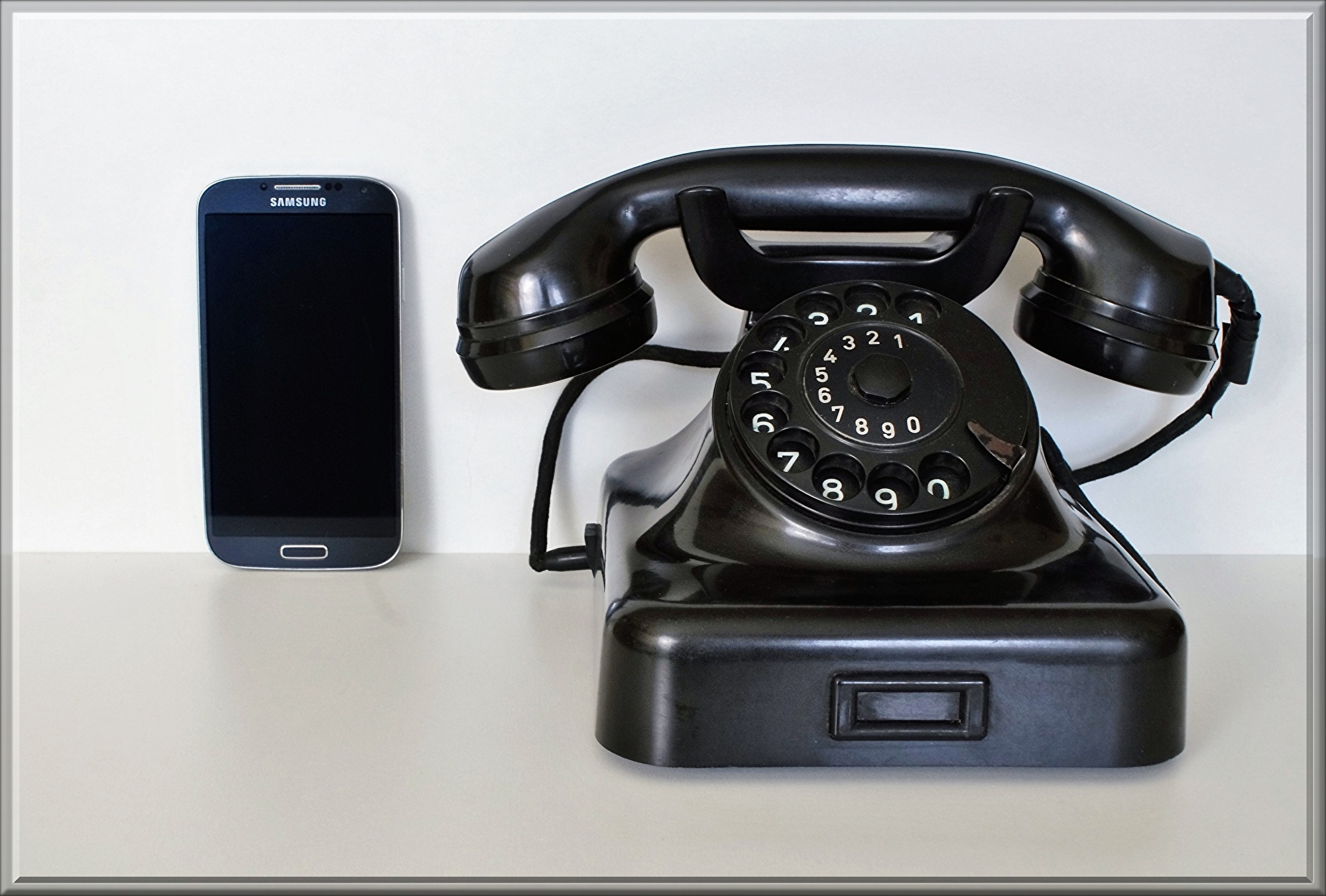 phone-2118081.jpg