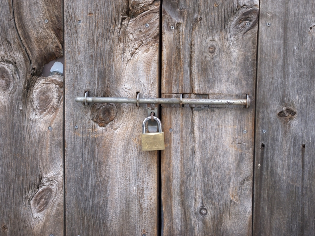 カギのかかった扉.jpg