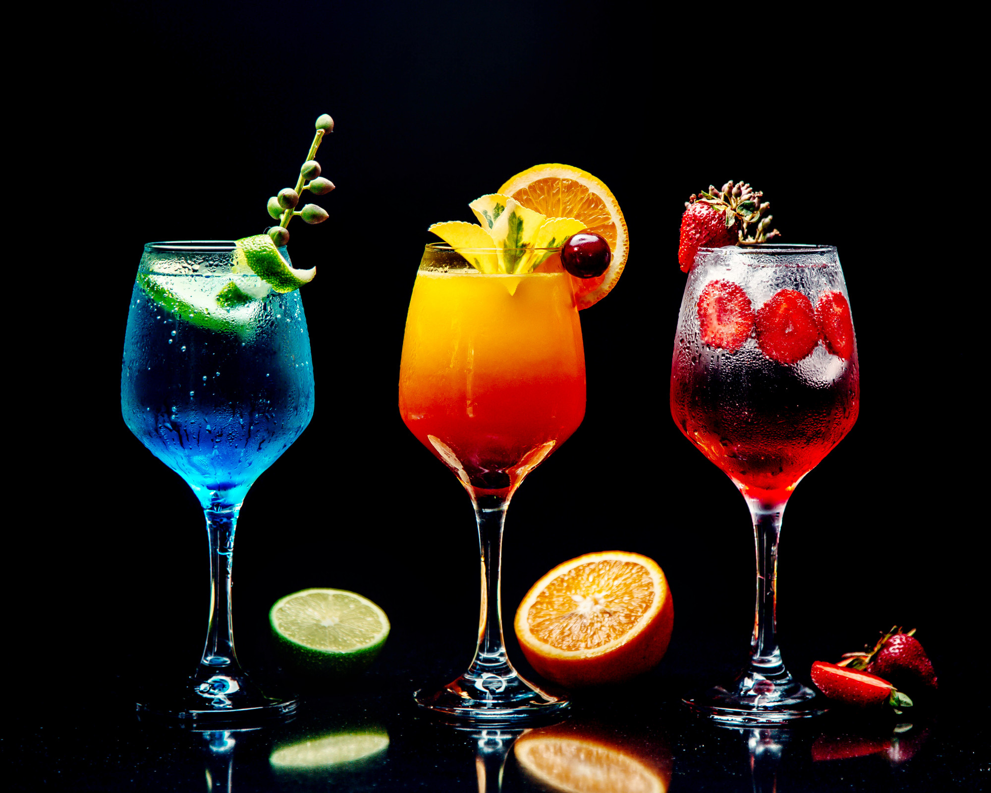 selection-of-various-cocktails-on-the-table.jpg