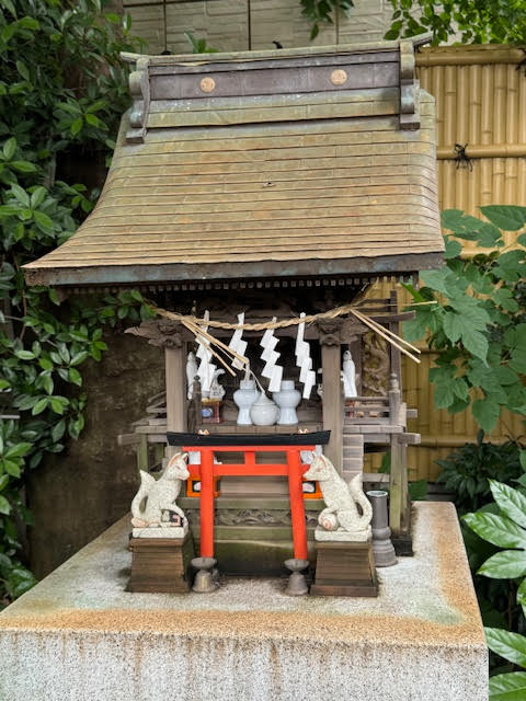 稲荷①.jpg