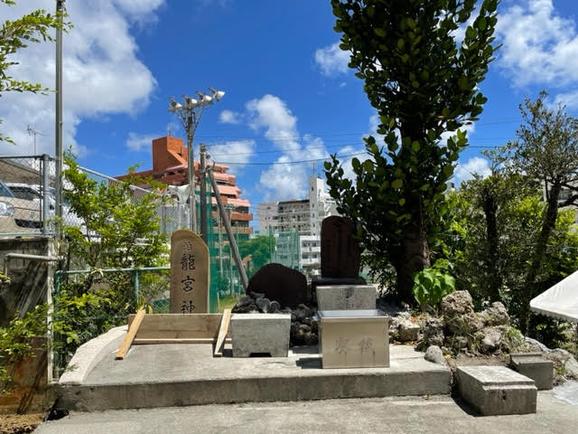 地下1階拝所.jpg