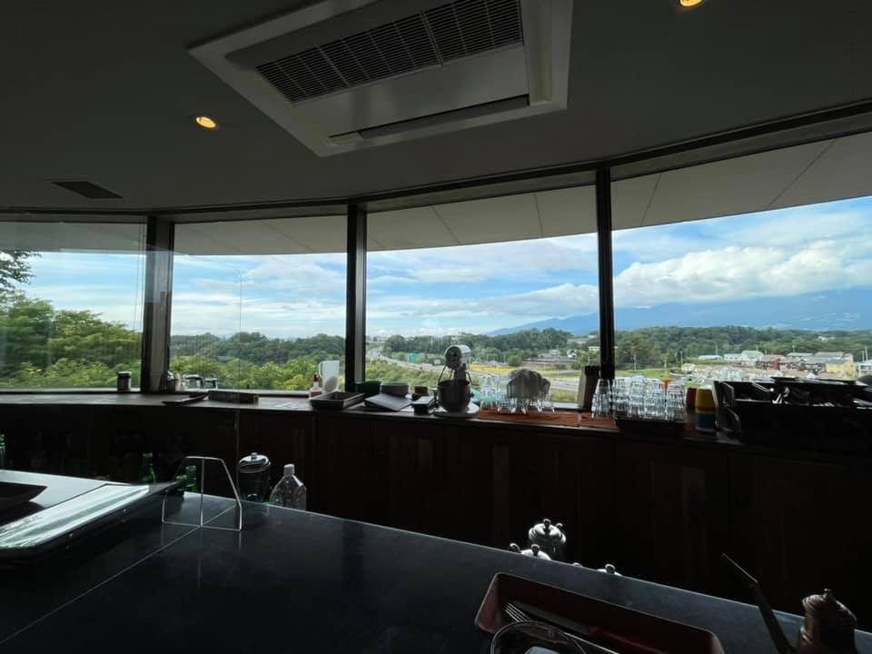 242899609_2981708205491874_5139333197138225883_n (1).jpg