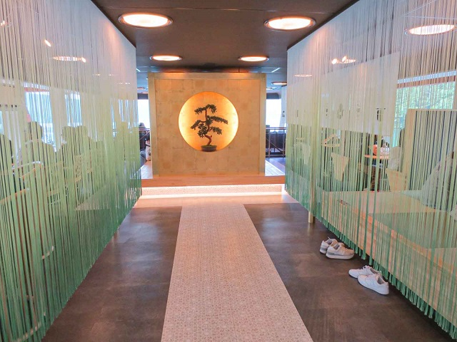 参拝船内観02.jpg