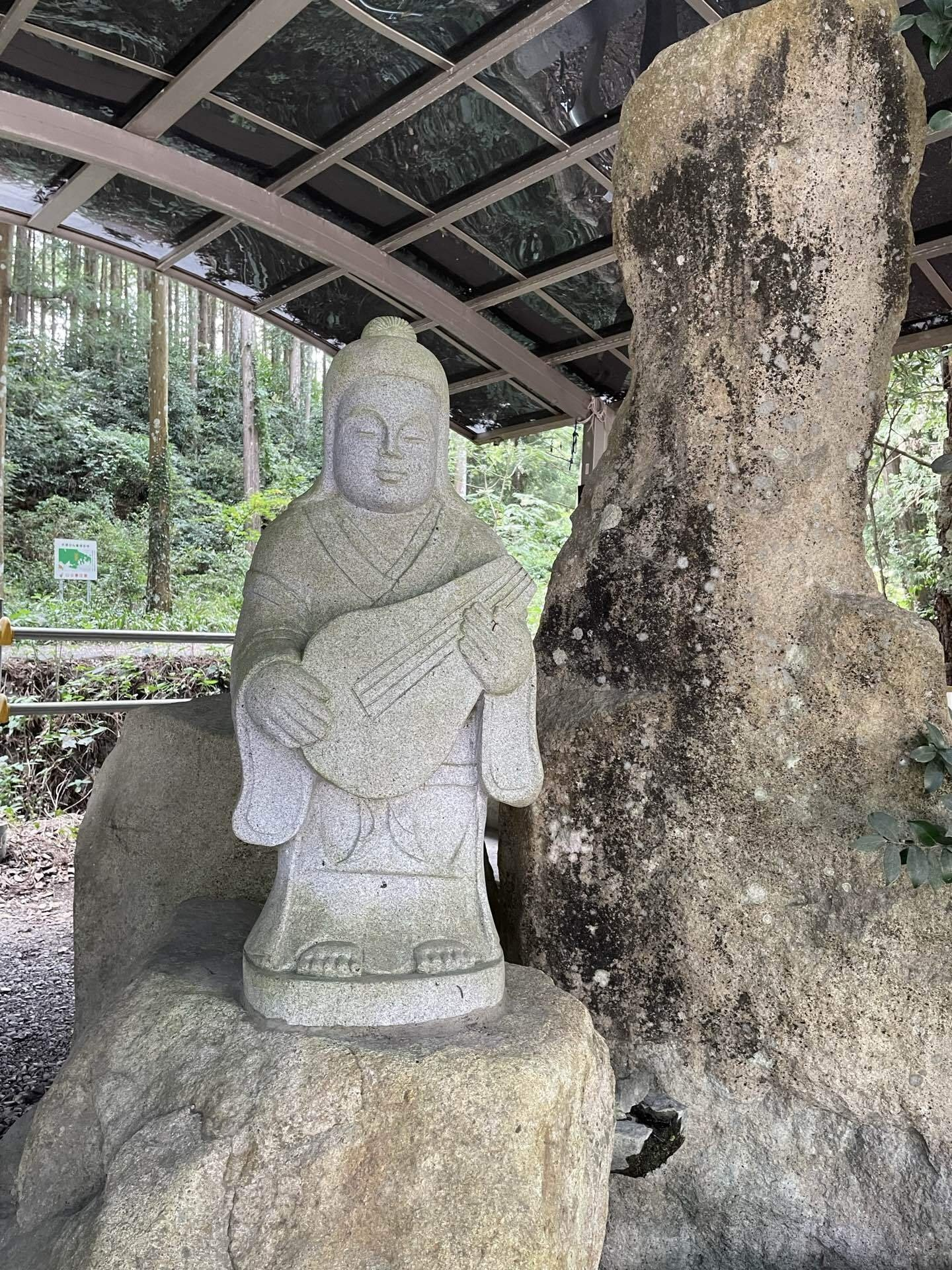 弁財天様.jpg