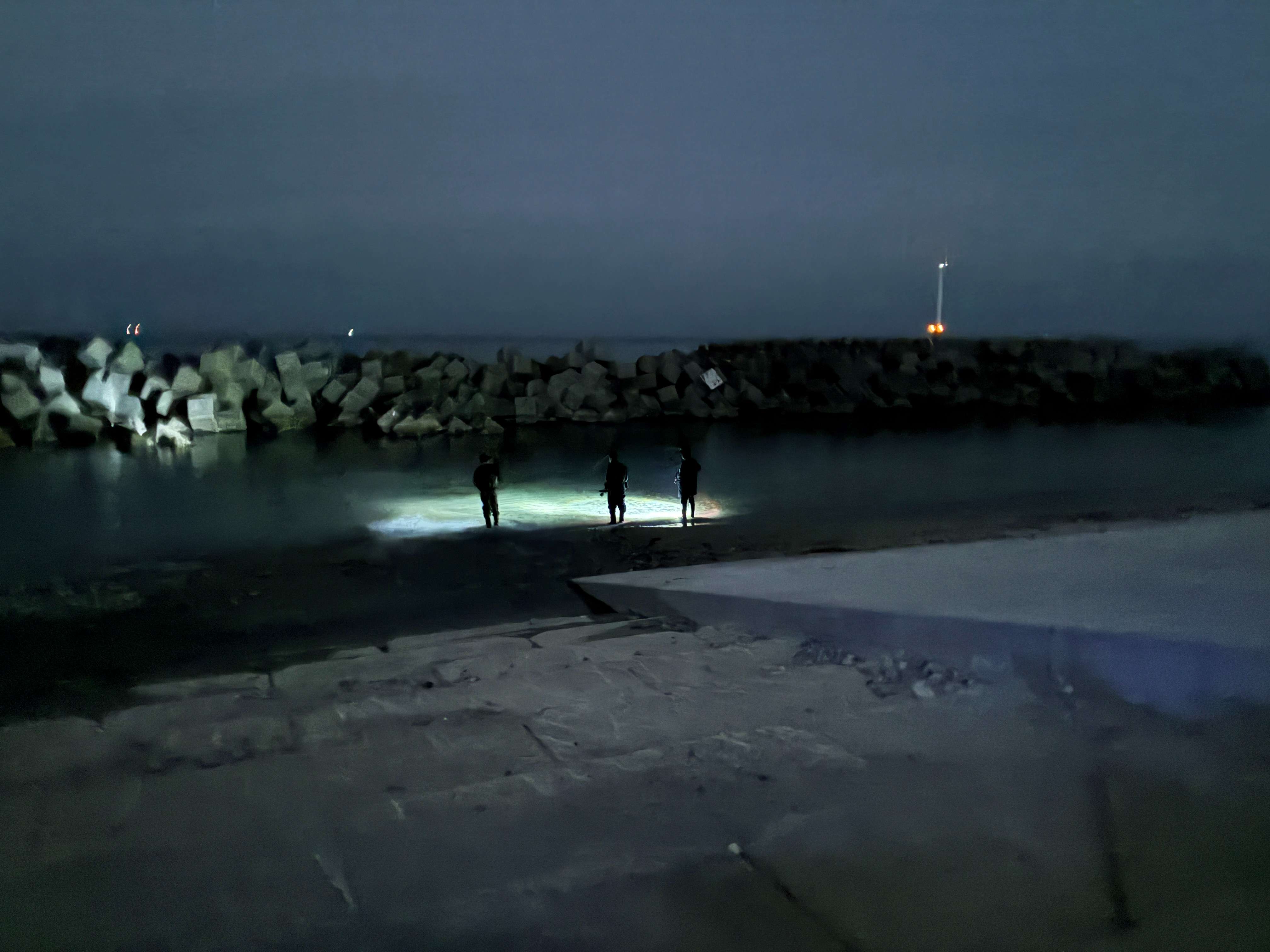 暗い海.jpg