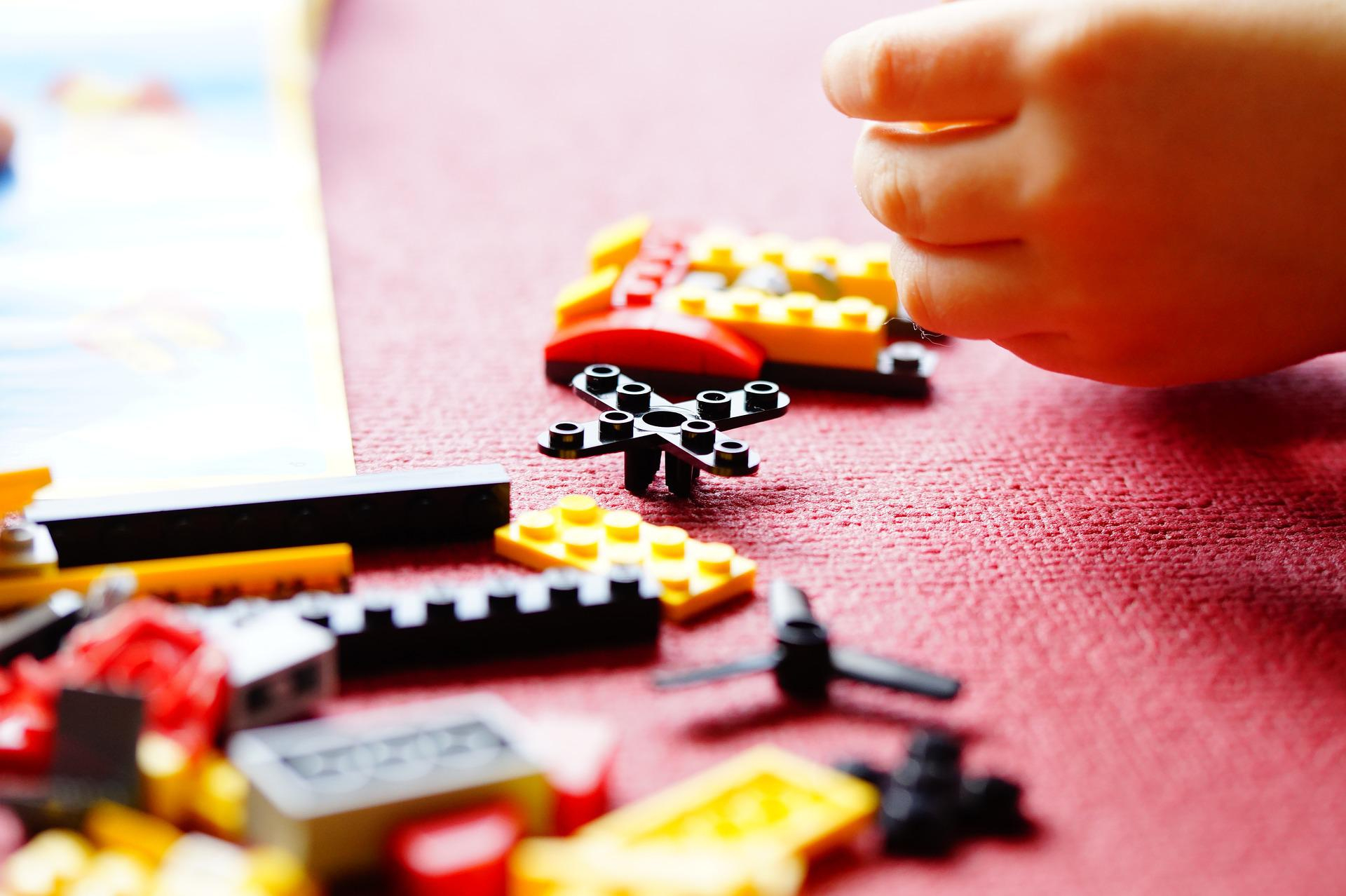 lego-g354626818_1920.jpg