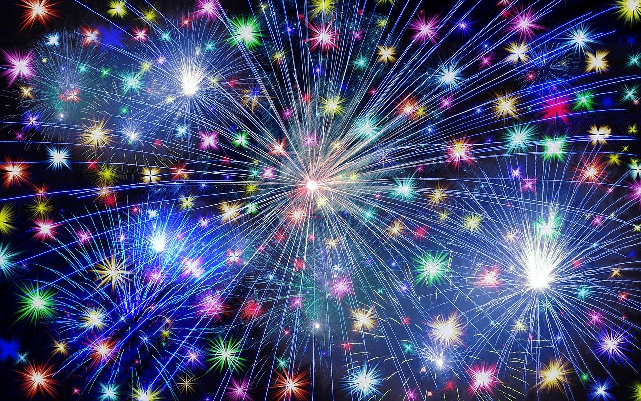 fireworks-gec8c63f4a_1280.jpg