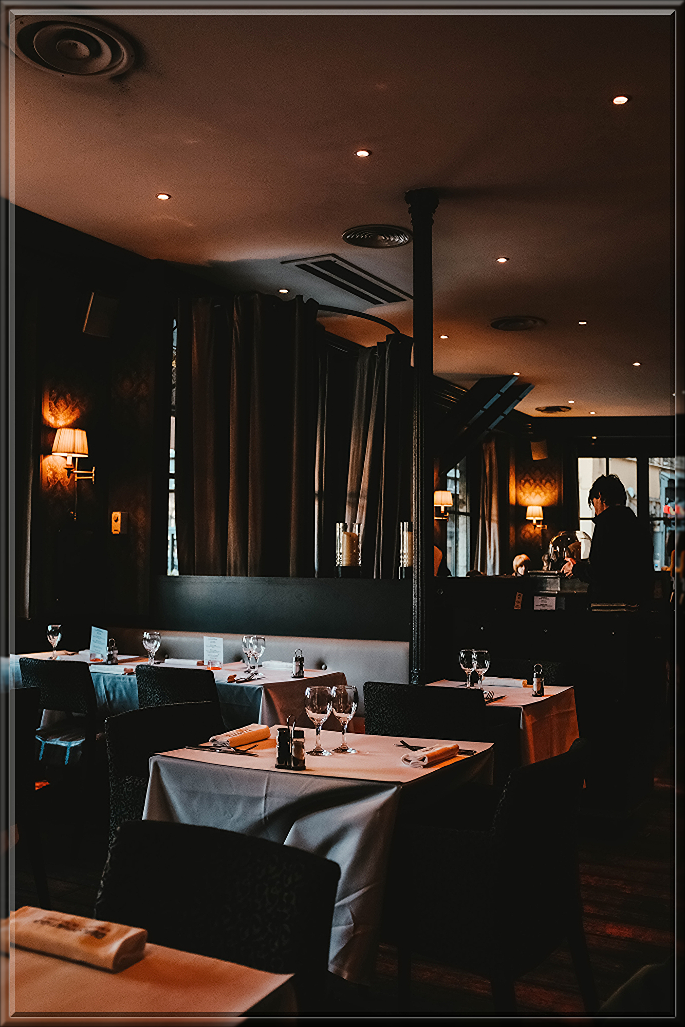 adrien-olichon-ZgREXhl8ER0-unsplash_edited.jpg