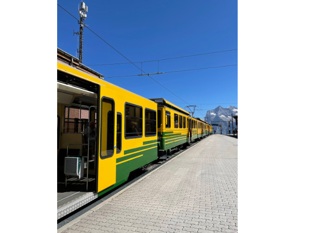 Swiss トラベルパス.png