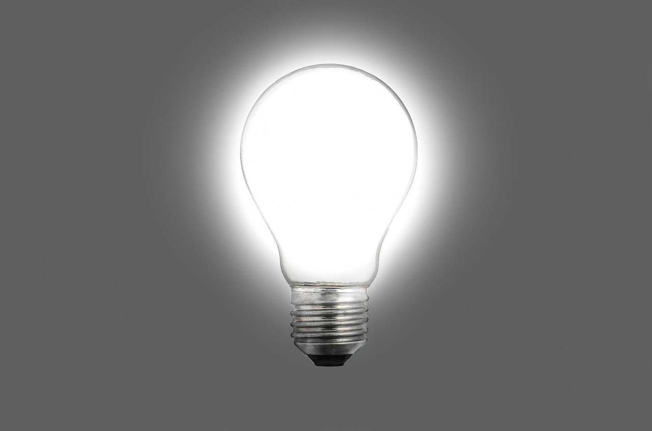 bulb-316751_1280.jpg